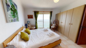 6th floor seafront apartment with open sea views